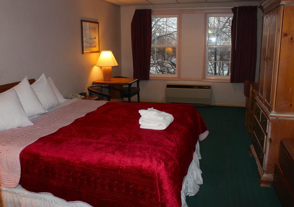 Anchorage Inn Burlington Buitenkant foto